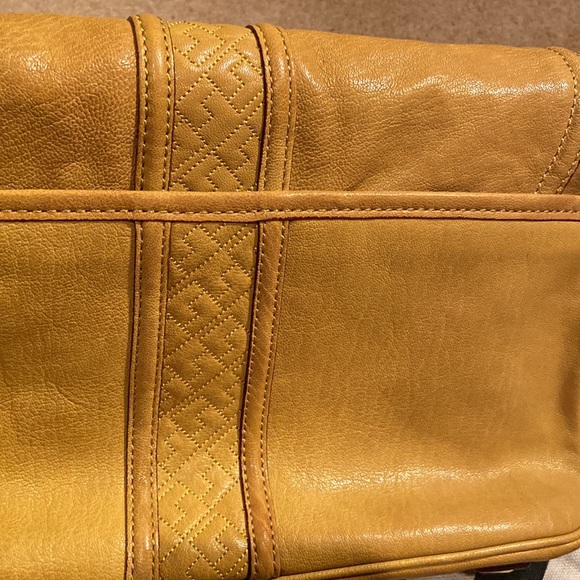 NWOT L.A.M.B. Mustard leather side purse in og bag. - Picture 14 of 15